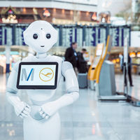 Los robots llegan a los aeropuertos para atender a los viajeros
