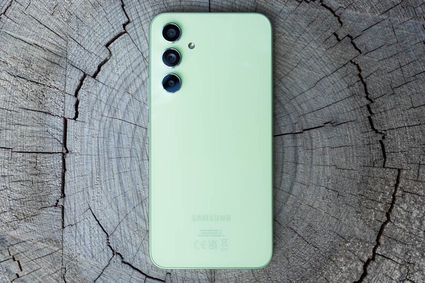 https://www.compradiccion.com/moviles-y-smartphones/movil-gama-media-samsung-que-pare-gama-alta-tiene-todo-para-dia-a-dia-carrefour-esta-rebajado- 150 euros