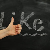 Las redes sociales para mejorar la comunicación en la empresa, en Facebook creen que es buena idea 