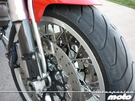 Ducati-sport-1000-horquilla