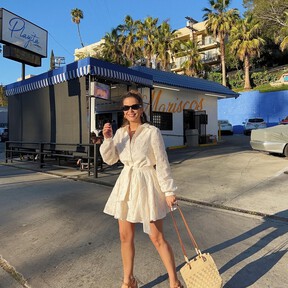 Cinco vestidos camiseros que no aprietan y estilizan, muy elegantes, para salir con amigas o ir por casa