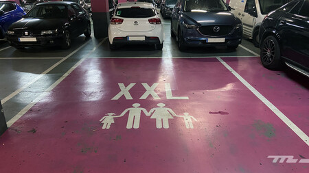 Aparcamiento Motorpasion 4