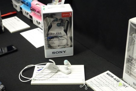 El sudor y la lluvia mientras hacemos deporte no son un problema para los auriculares MDR-AS600BT de Sony