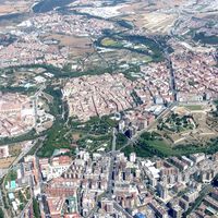 Pamplona tiene plazas para 155 personas sin hogar. Hay gente durmiendo en el cauce de un río y despertando rodeada de agua