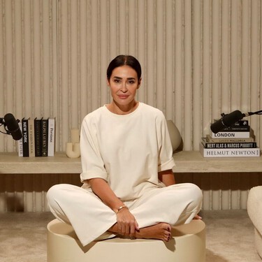 Cinco jerséis calentitos en los tonos más luminosos que dominarán el invierno 2026 y cómo combinarlos 