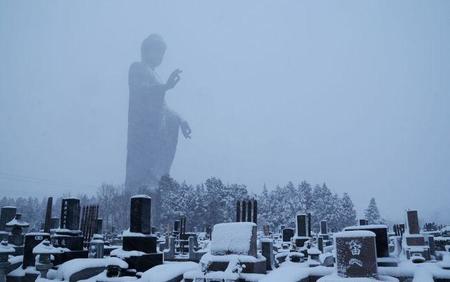1024px-ushiku_daibutsu_2.jpg