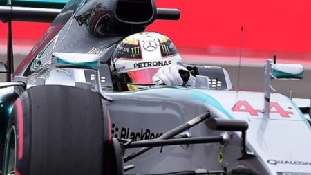 El abandono de Rosberg acelera a Hamilton hacia el tricampeonato