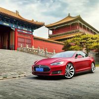 Tesla subirá el precio de sus coches eléctricos en China en previsión de una salvaje guerra comercial