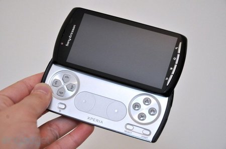 PSP Phone (Xperia Play) funcionando en vídeo