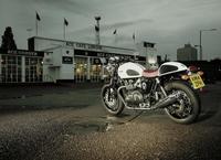 Triumph Thruxton Ace, esencia del Cafe Racer