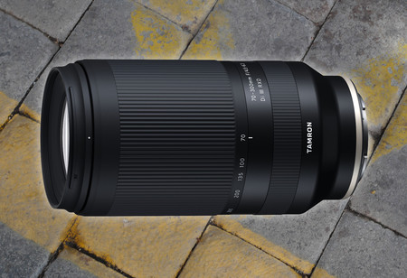 Tamron 70-300 mm F/4.5-6.3 Di III RXD, anuncian el desarrollo del tele zoom "más pequeño y ligero" para cámaras Sony E full frame