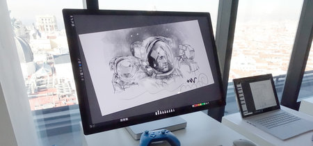 Microsoft Surface Studio 2, primeras impresiones: su pantalla y su peana siguen sorprendiendo, pero las novedades están dentro 