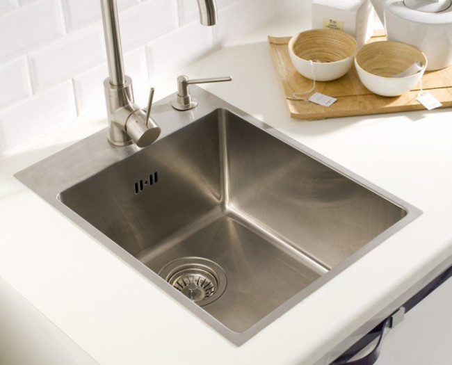 Plan cambiar el fregadero: ejemplos funcionales y decorativos