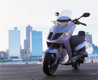 Kymco baja desde hoy el precio de algunas 125