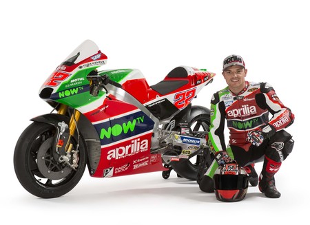 Aprilia Racing Team Gresini Rs Gp 2017 009