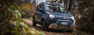 Probamos el nuevo Fiat Panda Cross: un coche urbano mild-hybrid, asequible y con aires todoterreno
