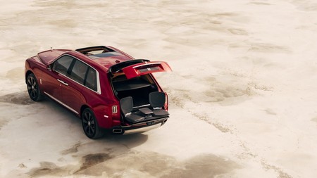 Rolls Royce Cullinan 8