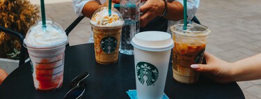 Starbucks ya no quiere que solo compres café en México: ahora quiere que te quedes más tiempo en sus tiendas 