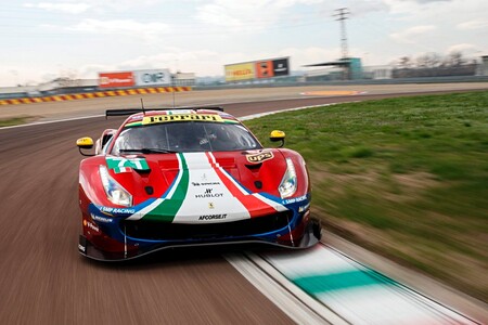 Ferrari renuncia a hacer un motor para la IndyCar: vía libre para un hiperdeportivo rampante que corra en Le Mans