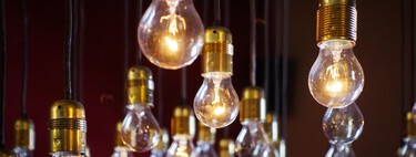 Las bombillas LED tontas son tan válidas como las inteligentes: así puedes integrarlas en tu sistema domótico sin comprar nuevas 