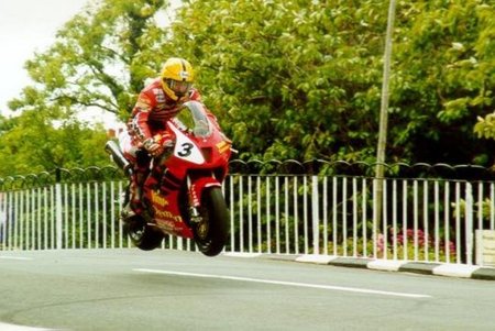 Joey Dunlop Ballaugh 2000