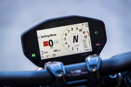 Ducati Streetfighter V2 2021 019