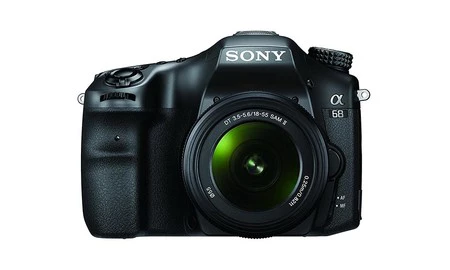 Alpha 68, una peculiar reflex de Sony que esta mañana en Mediamarkt sólo cuesta 450 euros 
