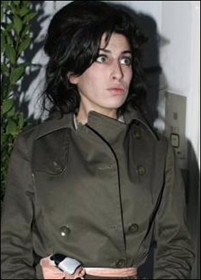Amy Winehouse, bajo fianza