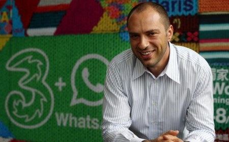WhatsApp presume de 350 millones de usuarios al mes, BlackBerry de 5 millones de descargas de BBM
