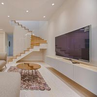 No entiendo lo que pasa hoy: ni durante el anterior Black Friday he visto las teles de El Corte Inglés tan baratas, es una locura 