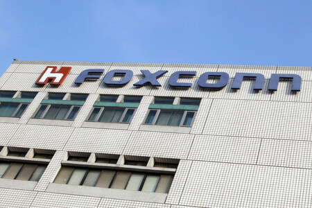 Apple pide a Foxconn que traslade parte de su producción de algunos MacBook y iPad desde China a Vietnam, según Reuters