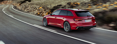 Lavado de cara suave para el espectacular Audi RS4 Avant, que mantiene su V6 biturbo de 450 CV y 600 Nm