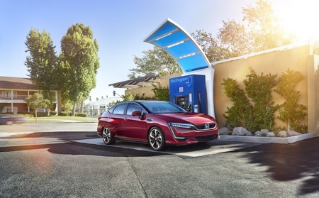El Honda FCX Clarity homologa 589 kilómetros de autonomía EPA a base de hidrógeno