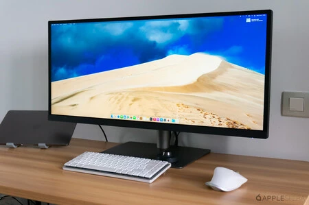 BenQ presenta el monitor panorámico PD3420Q para profesionales del