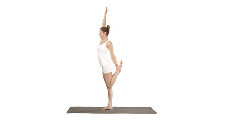 Natarajasana Postura Del Senor De La Danza Istock