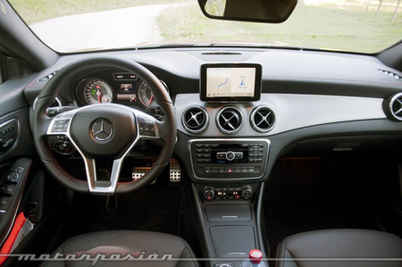 Mercedes Benz Cla Presentacion Saint Tropez Motorpasion 19