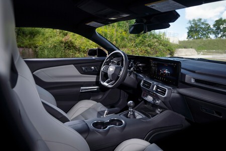 Ford Mustang 2023 16