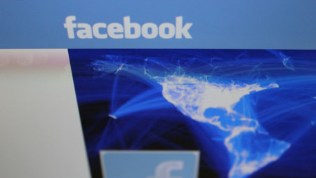 Facebook adivina tu raza mediante tu comportamiento para mostrarte publicidad específica