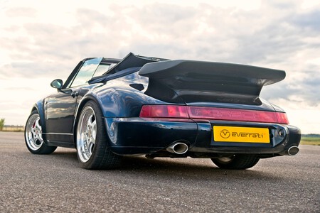 Everrati Porsche 911 964 Widebody Culito