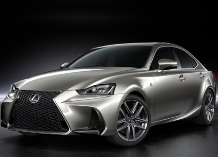 Lexus IS 2017 se rejuvenece ¿realmente le hacía falta?