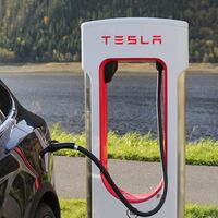 Tesla por fin abrirá su red de cargadores para vehículos eléctricos de otras marcas
