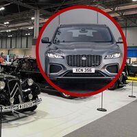 Nadie entendía qué pintaba un Jaguar F-Pace casi nuevo en un museo de coches clásicos. Era un vehículo robado con orden de busca y captura