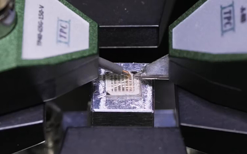 El chip del futuro llega desde Japón: es 1.000 veces más rápido que los semiconductores actuales y no se calienta