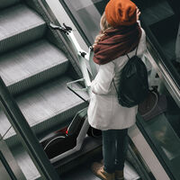 Madrid también se plantea prohibir los patinetes eléctricos en el metro tras la aparatosa explosión de uno 