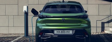 Un nuevo estudio arremete contra los coches PHEV y termina demostrando que son más eficientes de lo que se piensa