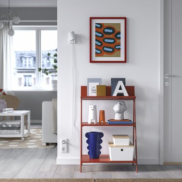 El toque del rojo inesperado es lo que necesita tu decoración minimalista para dejar de ser aburrida