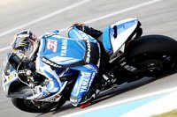 Superbikes Europa 2011: Belleza y espectáculo en la primera victoria de Marco Melandri 