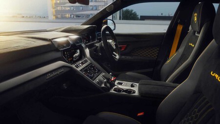 Lamborghini Urus Performante 18
