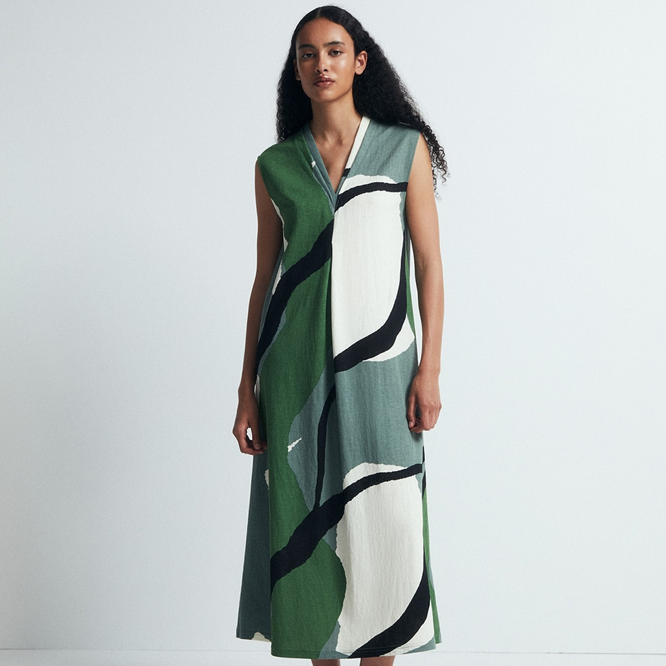 Vestido básico lino Verde Sfera