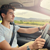 Europa permitirá conducir desde los 17 años, pero con limitaciones 